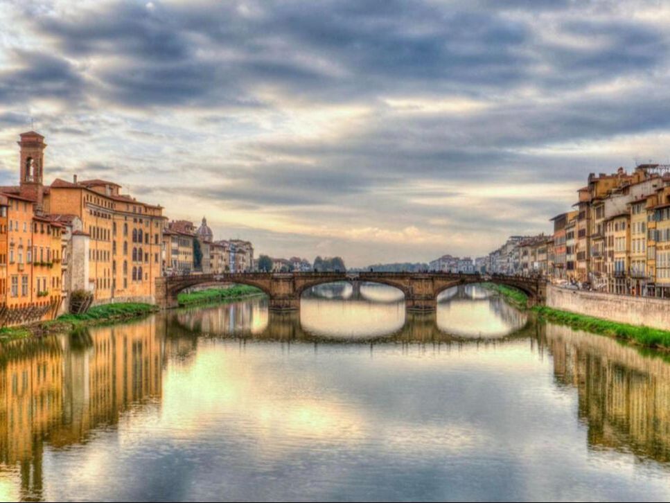 Arno river and Ponte Santa Trinita bridge in Florence